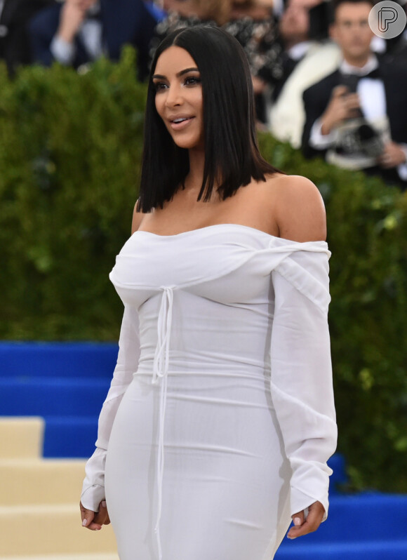 Kim Kardashian optou pela gravidez com barriga de aluguel pois enfrentou problemas em suas duas primeiras gestações