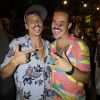 Paulinho Vilhena posa com amigo em comemoração de seu aniversário de 40 anos