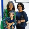 Daniele Suzuki com o filho, Kauai, de 3 anos, e a mãe, Ivone, nos bastidores do programa 'Esquenta'. O trio vai participar da atração neste domingo, 21 de setembro de 2014