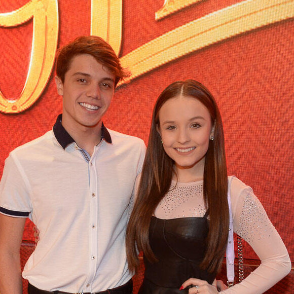 Namorado de Larissa Manoela, Leo Cidade abreviou suas férias para iniciar trabalhos na macrossérie 'Jezabel'