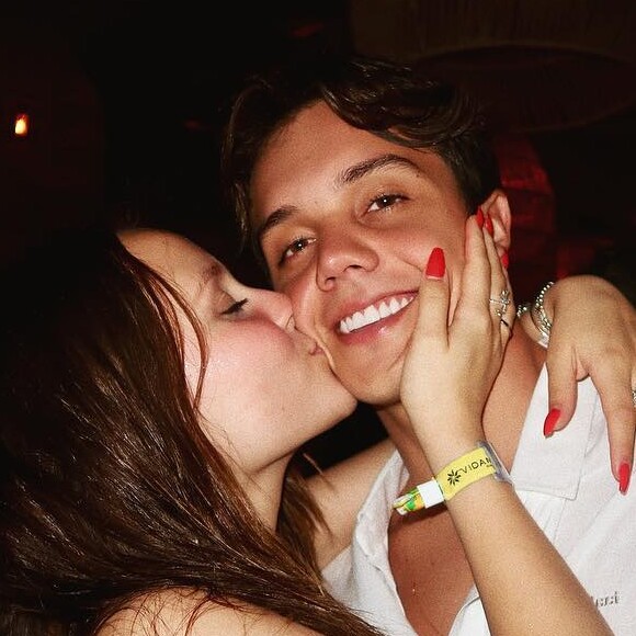 Larissa Manoela e Leo Cidade são namorados há 13 meses