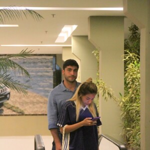 'A vida passa tão rápido, é um desperdício perder tempo vivendo a de outra pessoa', afirmou Thiago Magalhães