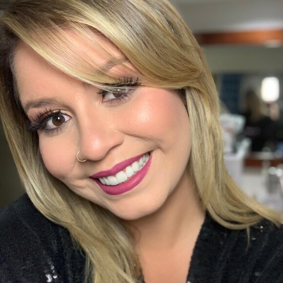 Segundo Marília Mendonça, a abordagem invasiva começou diante de um pedido de foto: 'Ela tinha tirado uma foto antes e falou que queria casar comigo. Eu não fui idiota, independente da minha preferência. Só ri e de repente essa'