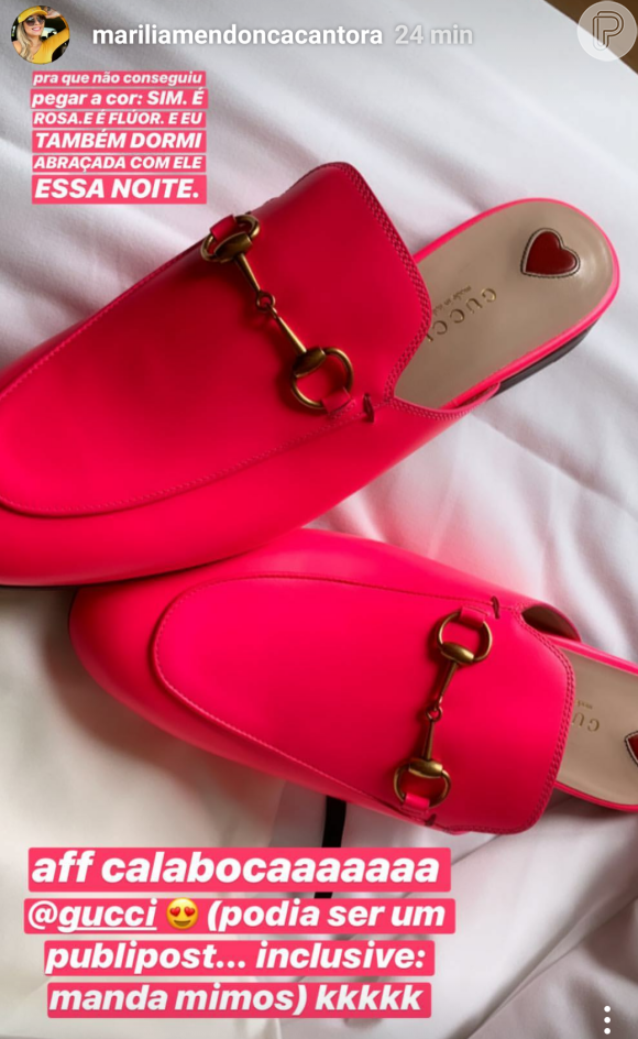 Marília Mendonça mostrou sapato neon da Gucci de R$ 3 mil no Stories do Instagram