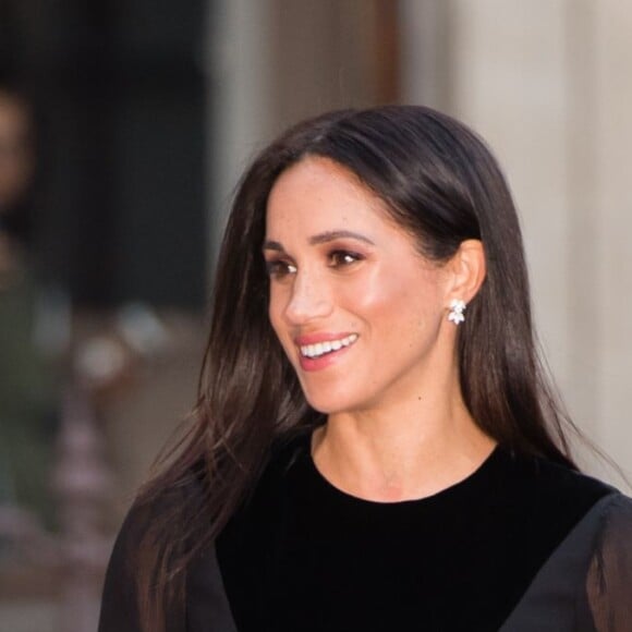 Meghan Markle escolheu um look all black na ocasião