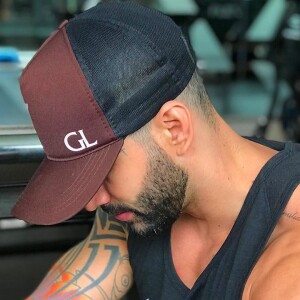 Gusttavo Lima vem exibindo um corpo musculoso na web