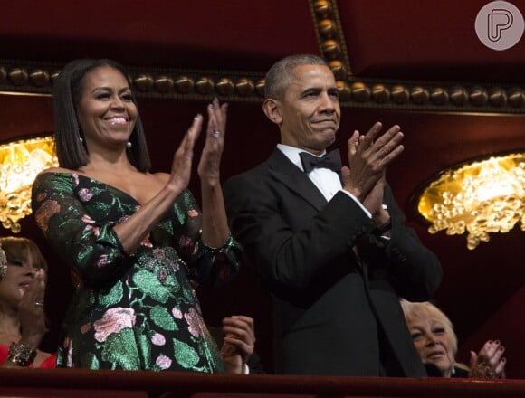 Michelle Obama e Barack Obama estão juntos há 26 anos: ela foi de importância fundamental durante o governo dele e o ex-presidente dos EUA sempre exalta a advogada na web