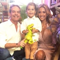 Luisa Mell e marido se beijam em festa do filho após separação de 3 meses