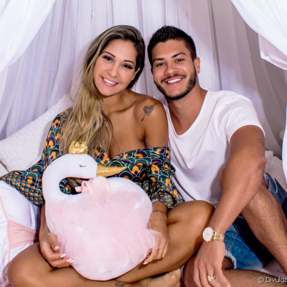Mayra Cardi e Arthur Aguiar se casaram em dezembro de 2017