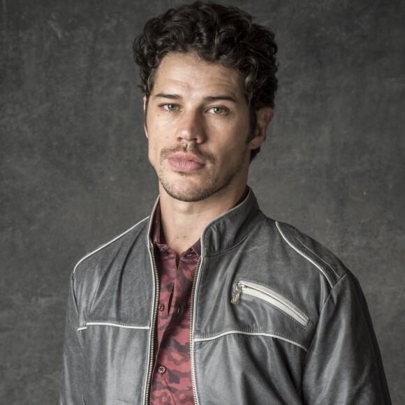 'Na realidade do meu momento, preciso te dizer que não fui legal com você, cruzei fronteiras emocionais que hoje me arrependo profundamente', continuou José Loreto