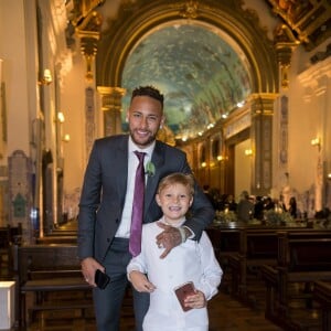 Davi Lucca, de 7 anos, é filho de Carol Dantas e Neymar Jr