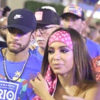 Anitta afasta rumor de beijo em Neymar e afirma: 'Não sou amiga da Marquezine'