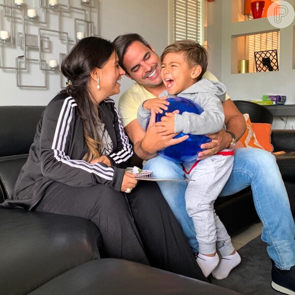 Simone e Kaká Diniz são pais do pequeno Henry, de 4 anos