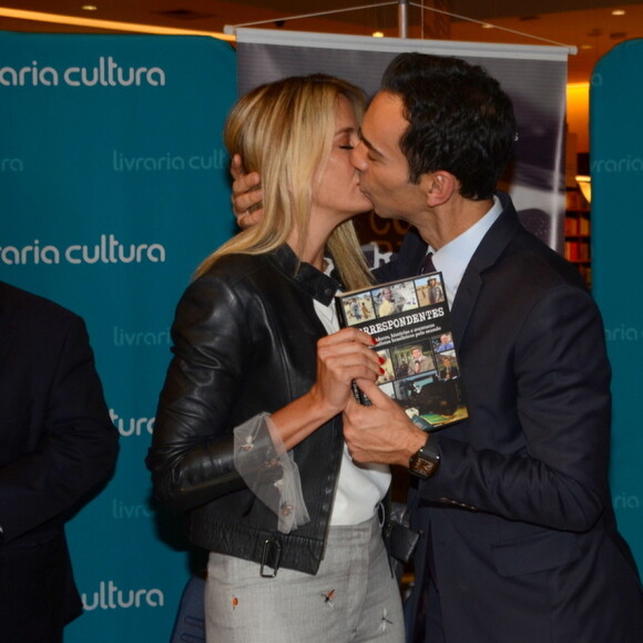 Ticiane Pinheiro está grávida de 22 semanas e quer ter parto normal