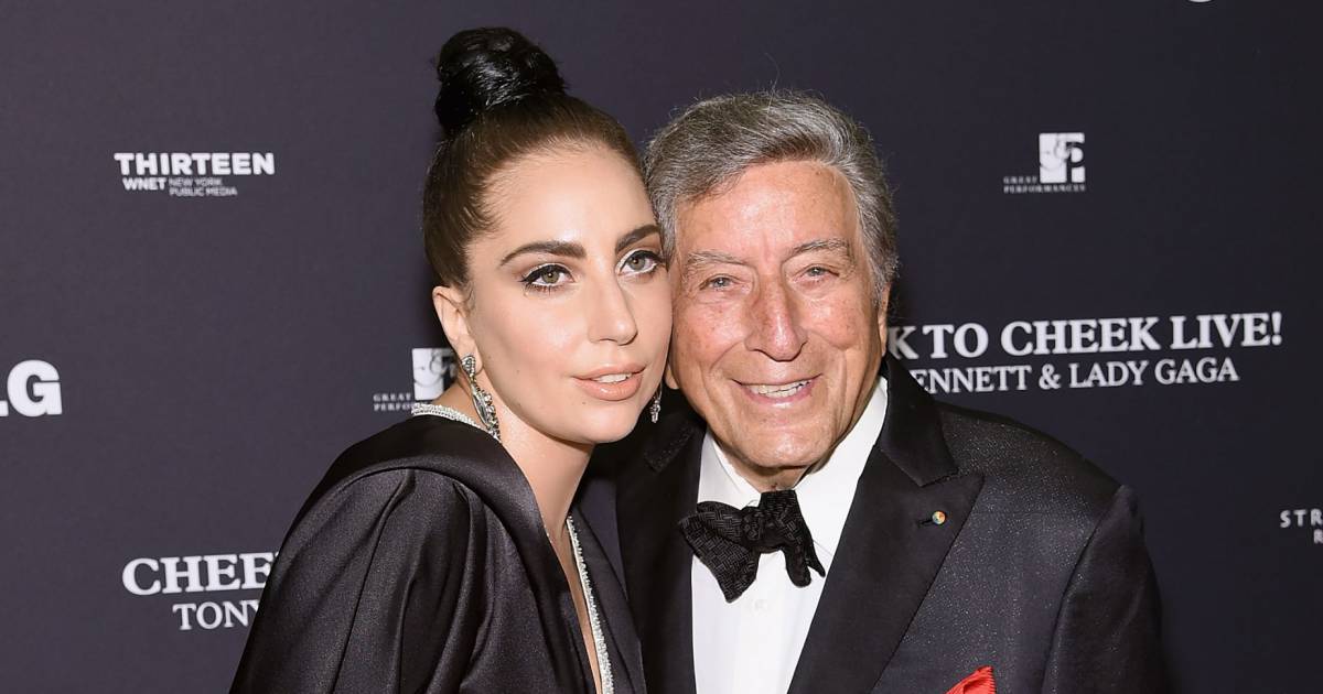 Tanara doamna cautand un versuri moarte fete sarace care cauta sa se marite