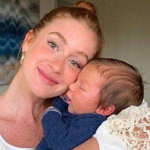 Marina Ruy Barbosa posou com o afilhado Eduardo neste domingo, 24 de março de 2019