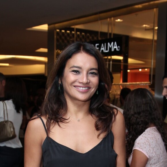 Dira Paes mantém a discrição sobre sua vida pessoal nas redes sociais