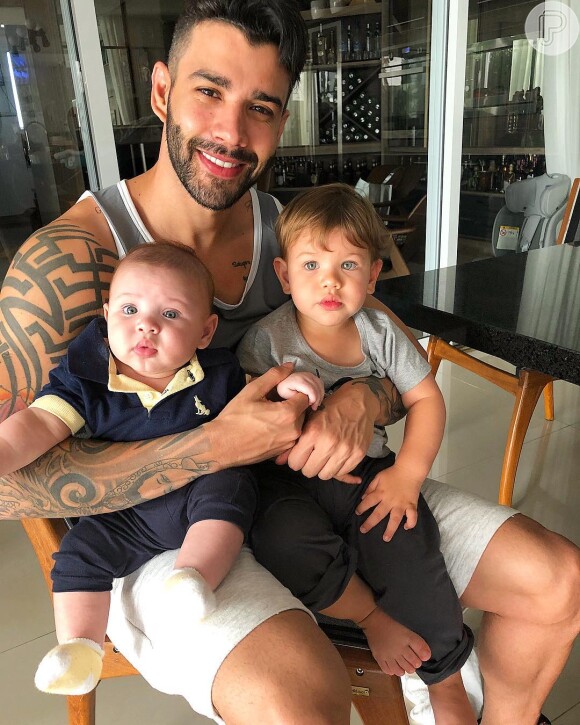 Gusttavo Lima é pai do pequeno Samuel, de 8 meses, e Gabriel, de 1 ano