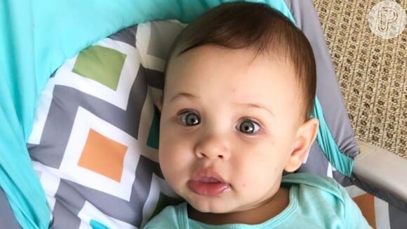 Filho caçula de Gusttavo Lima, Samuel chorou ao ouvir pai cantando música da dupla Bruno e Marrone nesta quinta-feira, 28 de março de 2019