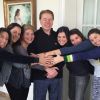 Silvio Santos recebe o carinho das seis filhas