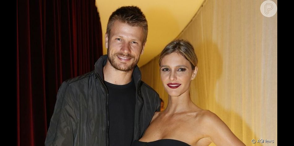 Gravidos De Novo Fernanda Lima E Rodrigo Hilbert Anunciaram Nova Gravidez Purepeople