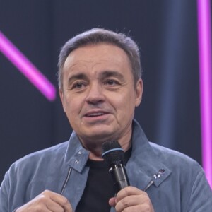 Gugu comemora 60 anos nesta quarta-feira, 10 de abril de 2019, e foi homenageado também por Sonia Abrao: 'Lenda da TV'