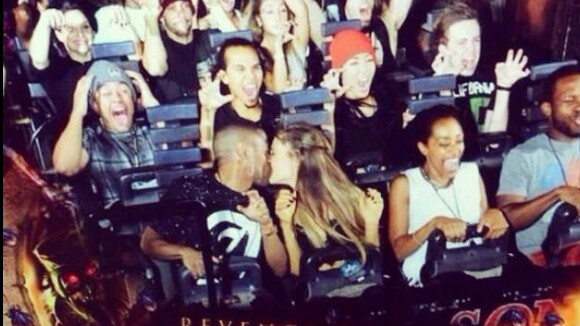 Ariana Grande e Big Sean se beijam em montanha-russa e são flagrados por fãs