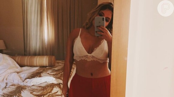 Marilia Mendonça postou foto de lingerie no Twitter nesta quinta-feira, 18 de abril de 2019