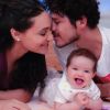Débora Nascimento e José Loreto estavam acompanhados pela filha, Bella, que completou 1 ano na semana passada