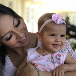 Mayra Cardi é mãe de Sophia, de 6 meses, e Lucas, de 18 anos