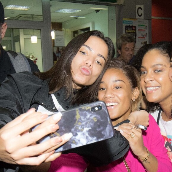 Anitta conta sua primeira impressão sobre Luanda: 'Percebi que as pessoas são muito animadas'