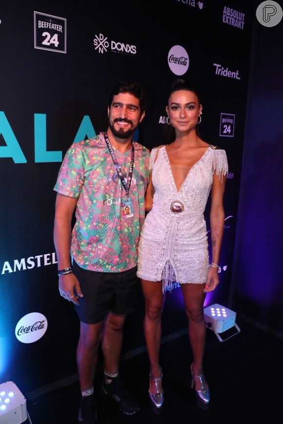 Thaila Ayala e Renato Góes estão juntos desde 2017 e ficaram noivos no réveillon