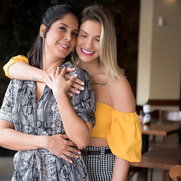 Andressa Suita celebrou o aniversário da amiga Mirella Mascarenhas em um almoço íntimo