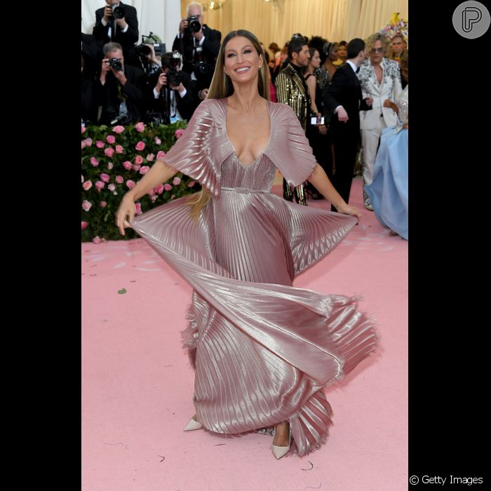 Maisa Silva Revelou Que Estava Ansiosa Para O Look De Gisele Bündchen Para O Met Gala 2019 Para