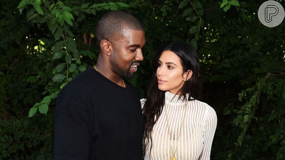 Kim Kardashian e Kanye West são pais de 4 filhos. O caçula da família nasceu na noite desta quinta-feira (09), via barriga de aluguel.