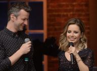 Sandy aparece com o filho, Theo, durante show em homenagem do marido, Lucas Lima