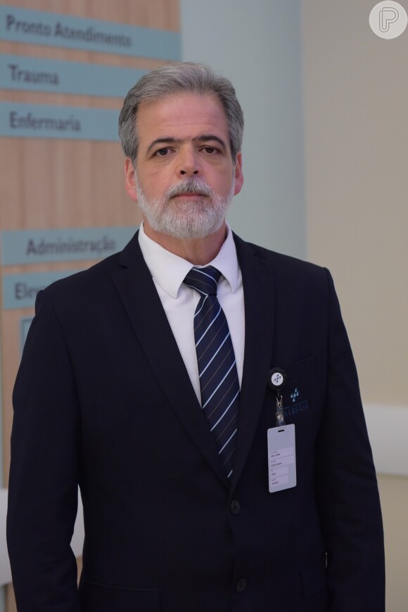 Na novela 'Topíssima', Gomes é o papel do ator Claudio Cinti