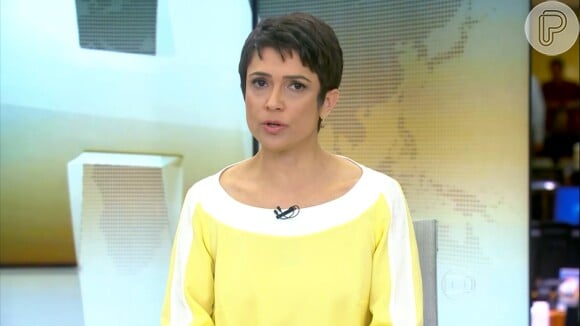 Sandra Annenberg usa blusa amarela para apresentar o 'Jornal Hoje'