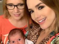 Thaeme baba pela filha, Liz, nos braços da avó: 'Amores da minha vida!'. Vídeo