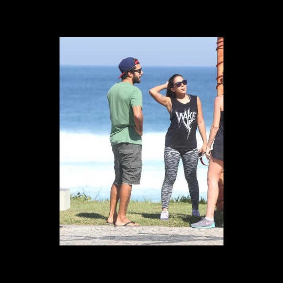 Fãs apontam presença de Pedro Scooby com Anitta em balada em Bali
