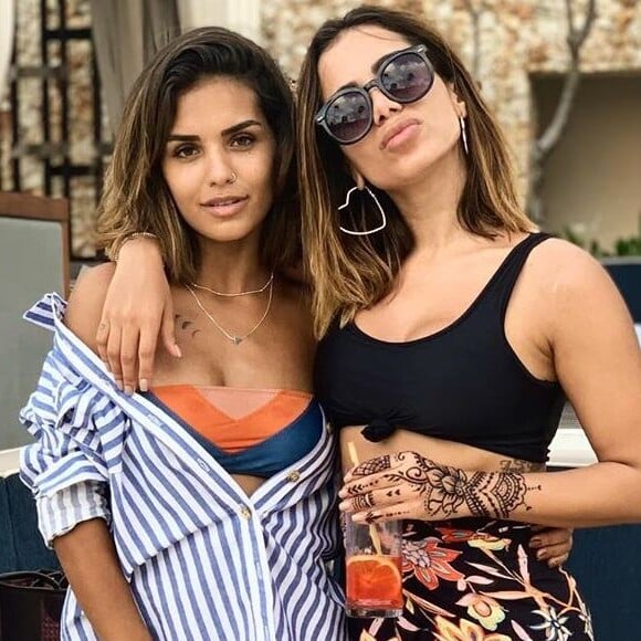 Anitta curte balada nas férias em Bali, na Indonésia, nesta sexta-feira, 31 de maio de 2019