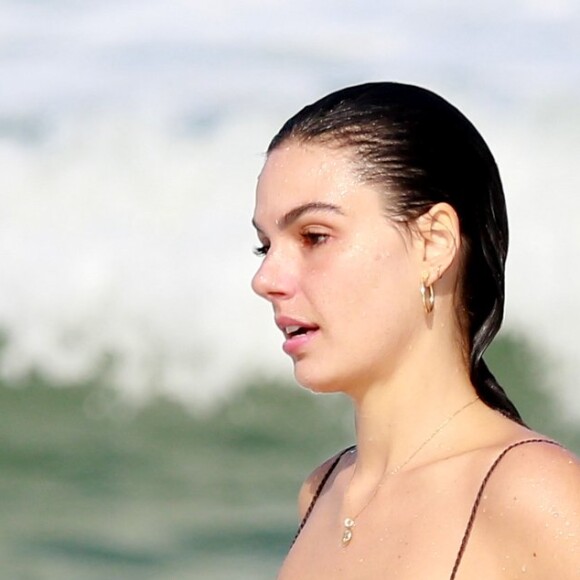 Isis Valverde mostra recuperação de corpo após gravidez nesta quinta-feira, dia 06 de junho de 2019