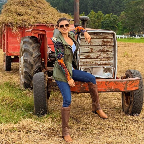 Paula Fernandes contou que pretende ter filhos em entrevista