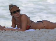 De biquíni, Grazi Massafera exibe corpo malhado em dia de praia no RJ. Fotos!