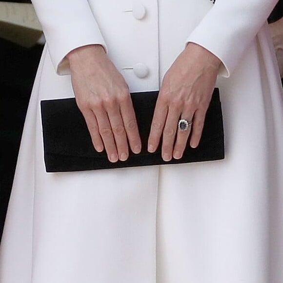 Kate Middleton usa bolsa elegante preta em evento do Order of the Garter Service nesta segunda-feira, dia 17 de junho de 2019