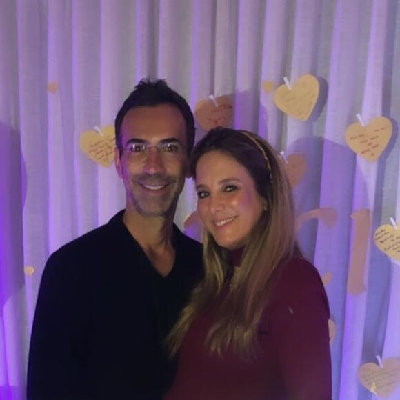 Ticiane Pinheiro está grávida da primeira filha com Cesar Tralli
