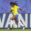 Ludmilla, jogadora do Brasil, garante ainda mais movimentos a jogada com o visual com tranças