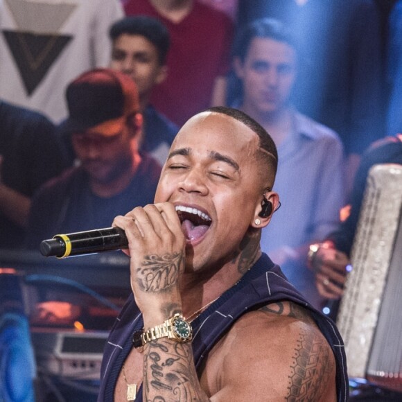 Leo Santana avalia possibilidade de Lorena Improta engatar novo namoro: 'Vou ter que superar, né? Acontece'