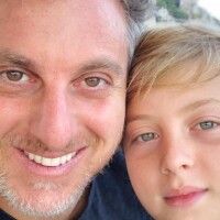 Luciano Huck explica acidente envolvendo o filho Benício: 'Praticando wakeboard'