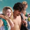 Bruno Montaleone e amiga dele e de Sasha curtiram dia de praia no Rio após ator terminar namoro com a filha de Xuxa
